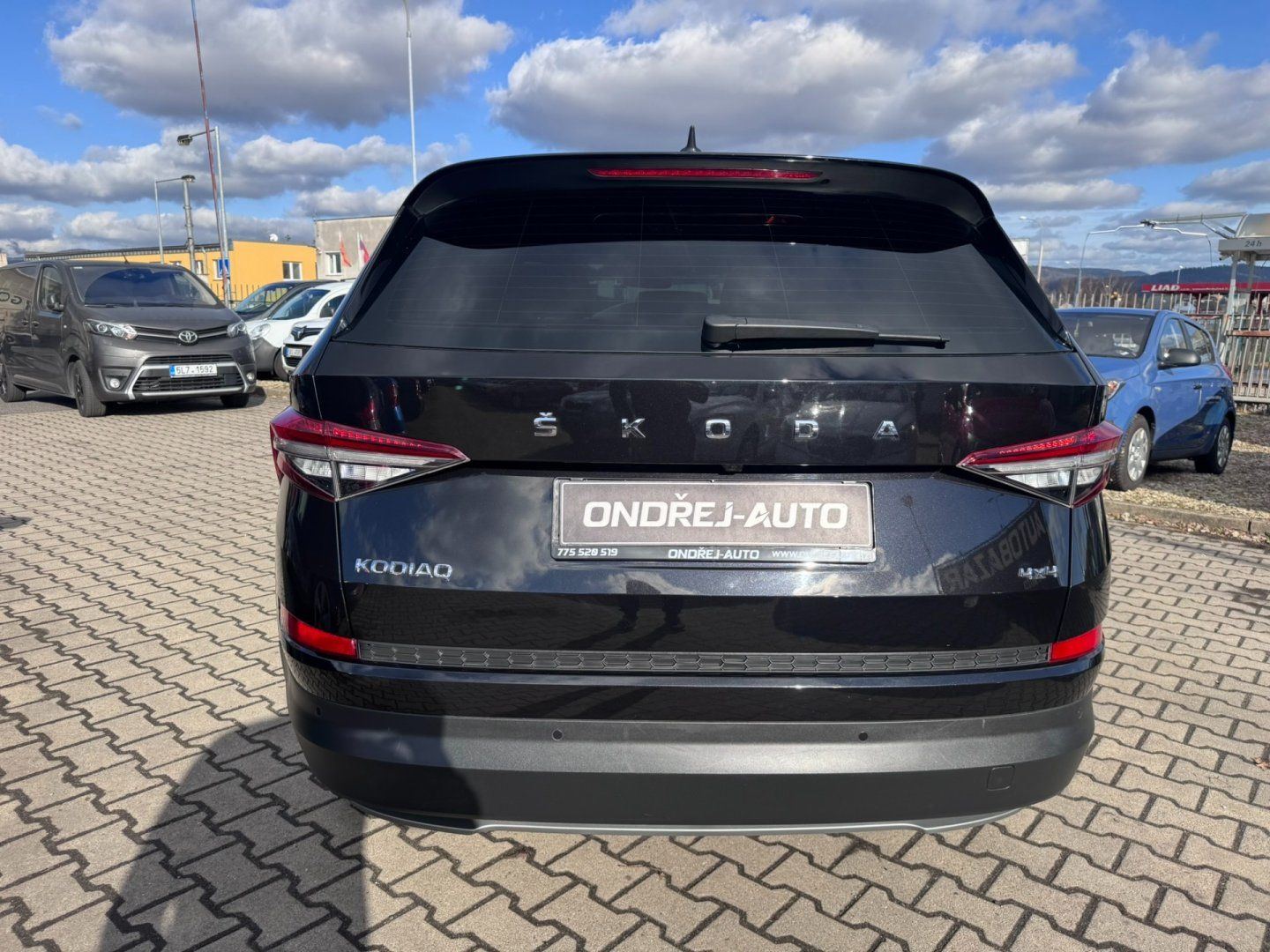 Škoda Kodiaq, 4X4 DSG 2,0 TDI 147 KW 2 MAJ - fotka 4