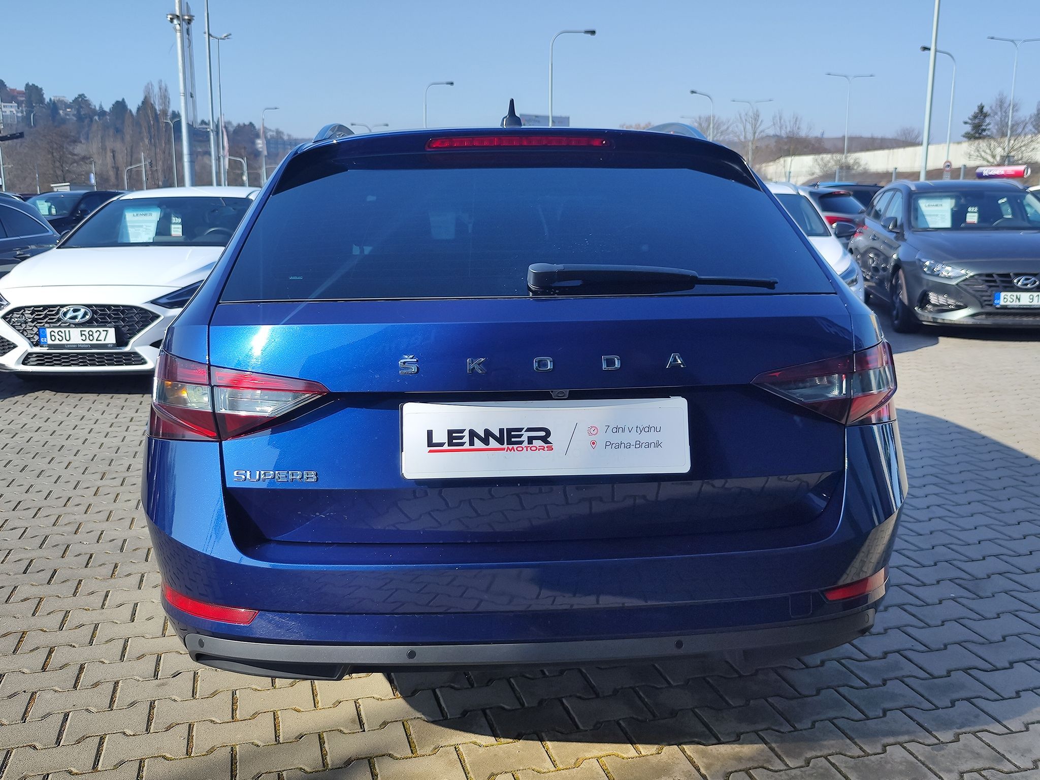 Škoda Superb, 2.0 TDI/140kW Style DSG - fotka 6
