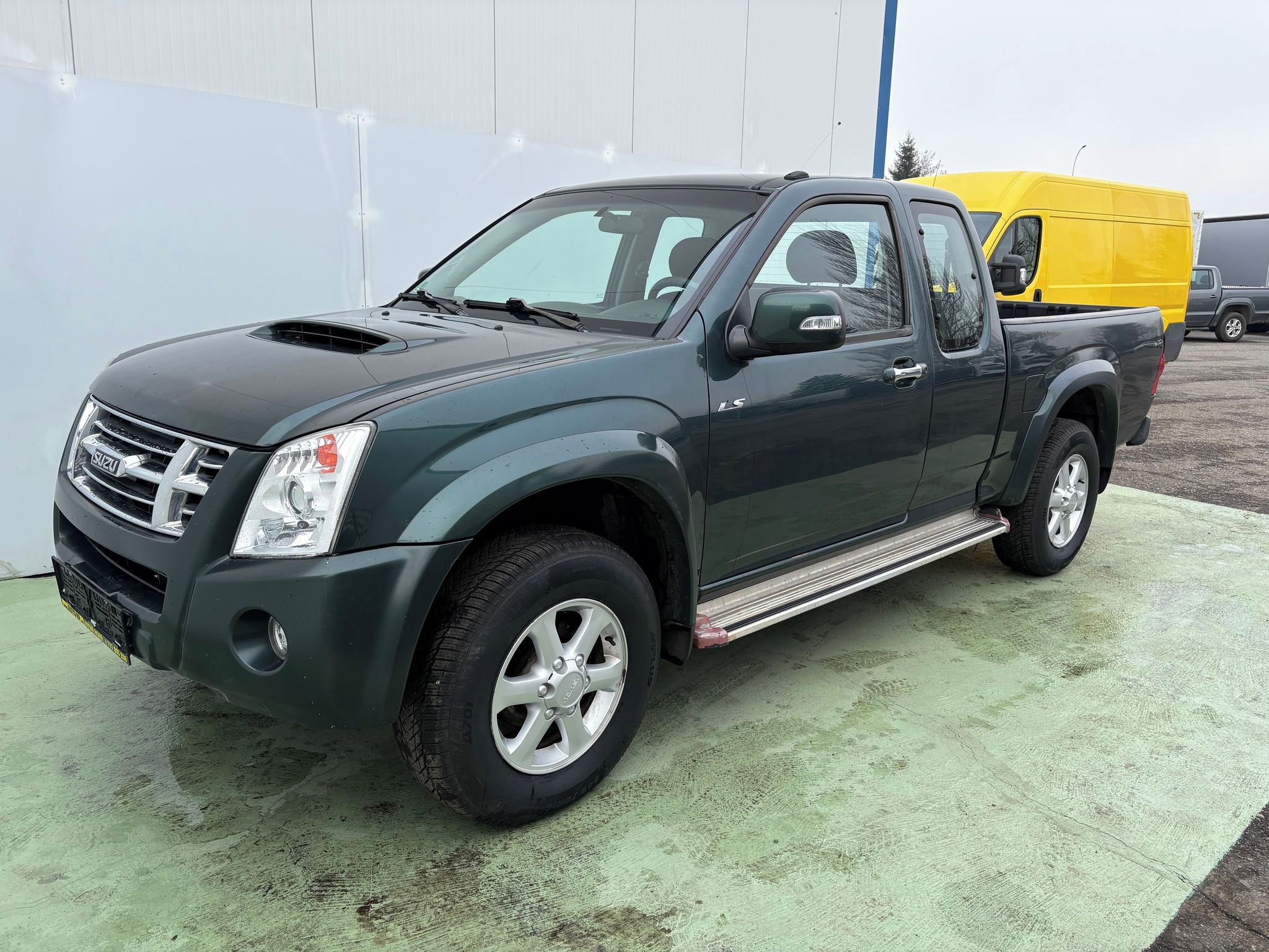 Isuzu D-Max, 2.5, 100kW, 4x4, Tažné - fotka 3