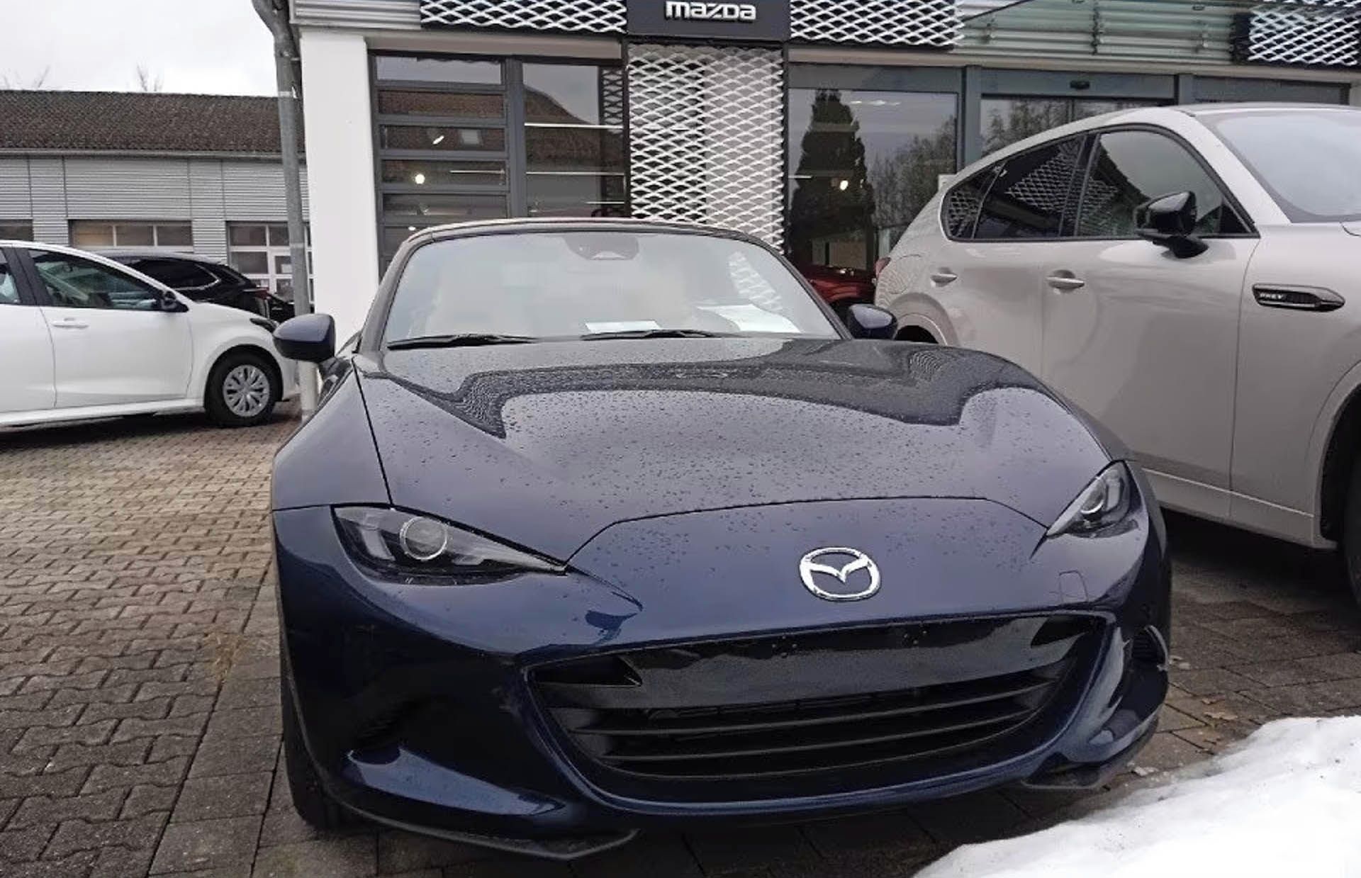 Mazda MX-5, Kazari Matrix BOSE Kamera - fotka 3