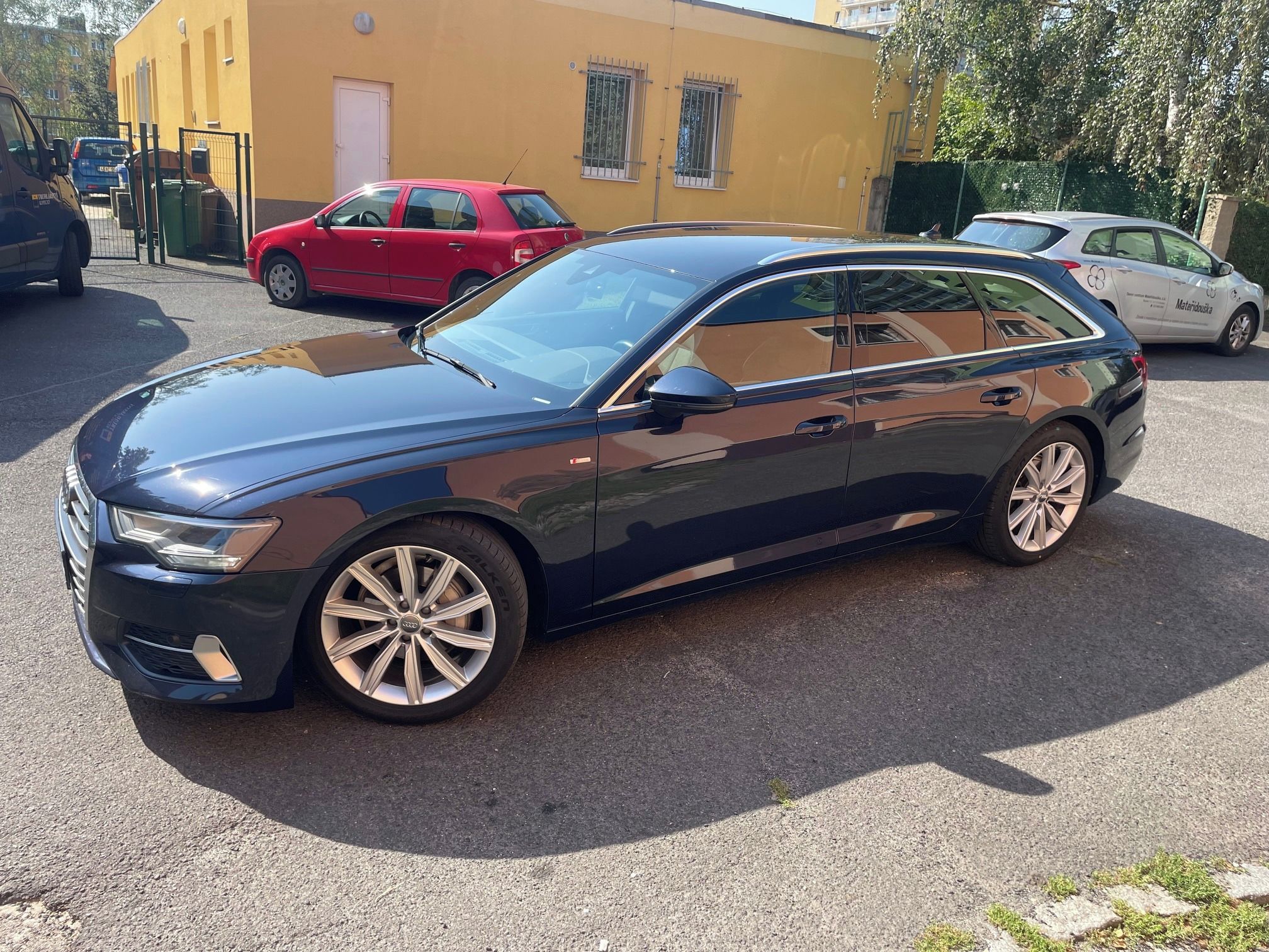 Audi A6, S-line, Webasto, nová TP - fotka 2
