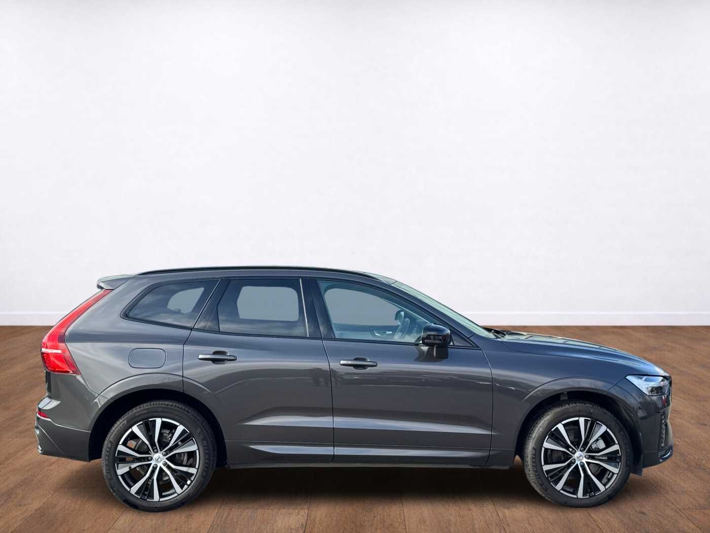 Volvo XC60, Plus Plus, B4 AWD mild hybrid, - fotka 6
