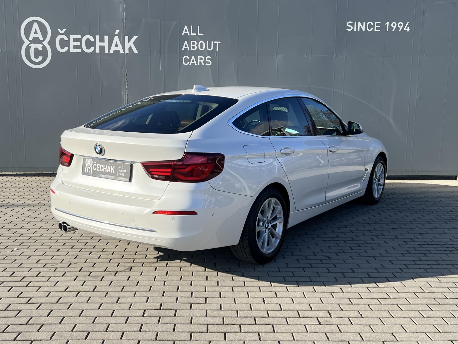 BMW Řada 3, GT*140kW*xDrive*DPH*Kamera - fotka 5
