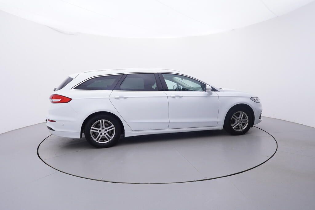 Ford Mondeo, Titanium 2.0 110 kW - fotka 6