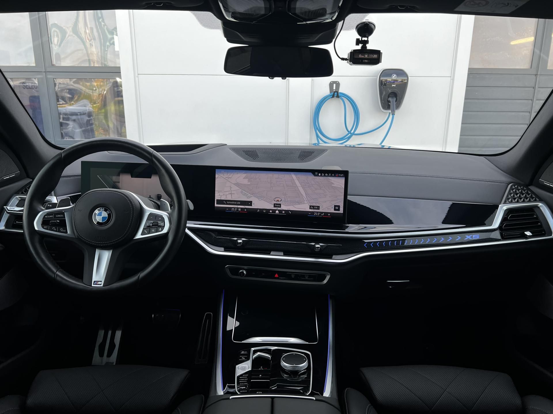 BMW X5, xDrive 30d M-Sport - fotka 6