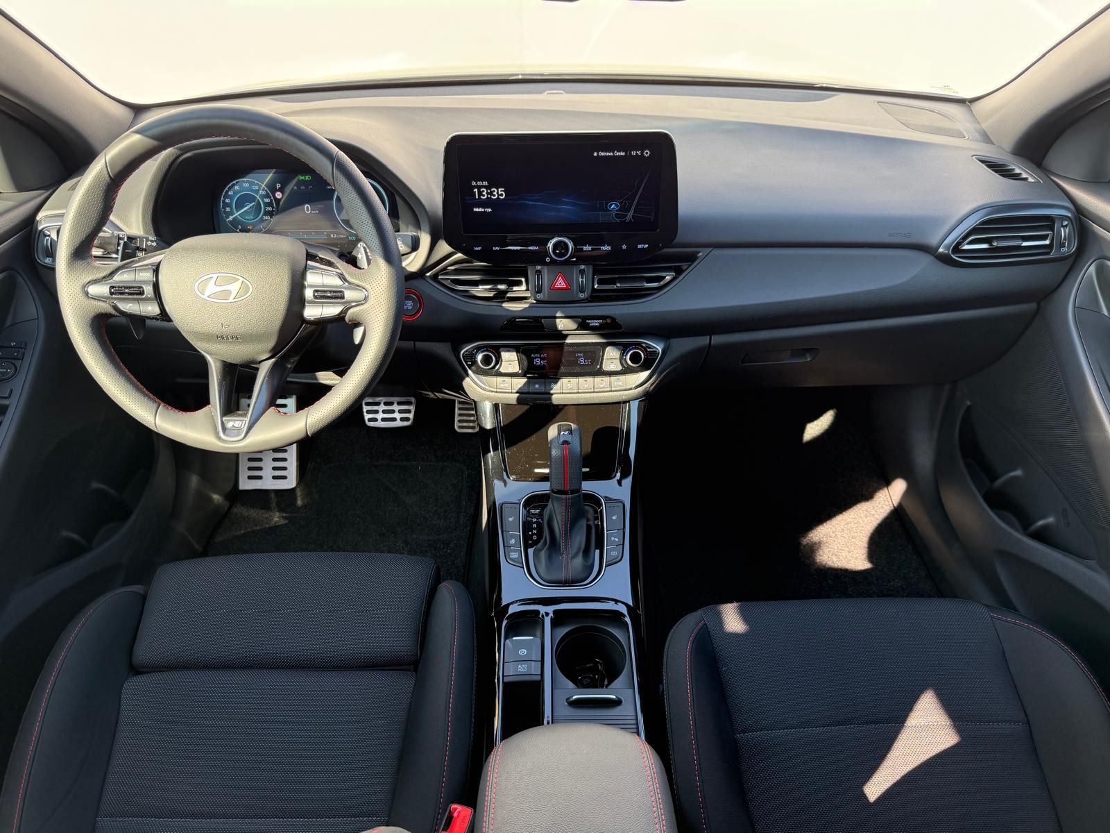 Hyundai i30, 1.5 T-GDI MHEV DCT N-Line - fotka 5