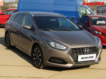1.6CRDi,ČR,AC,xenon,navi