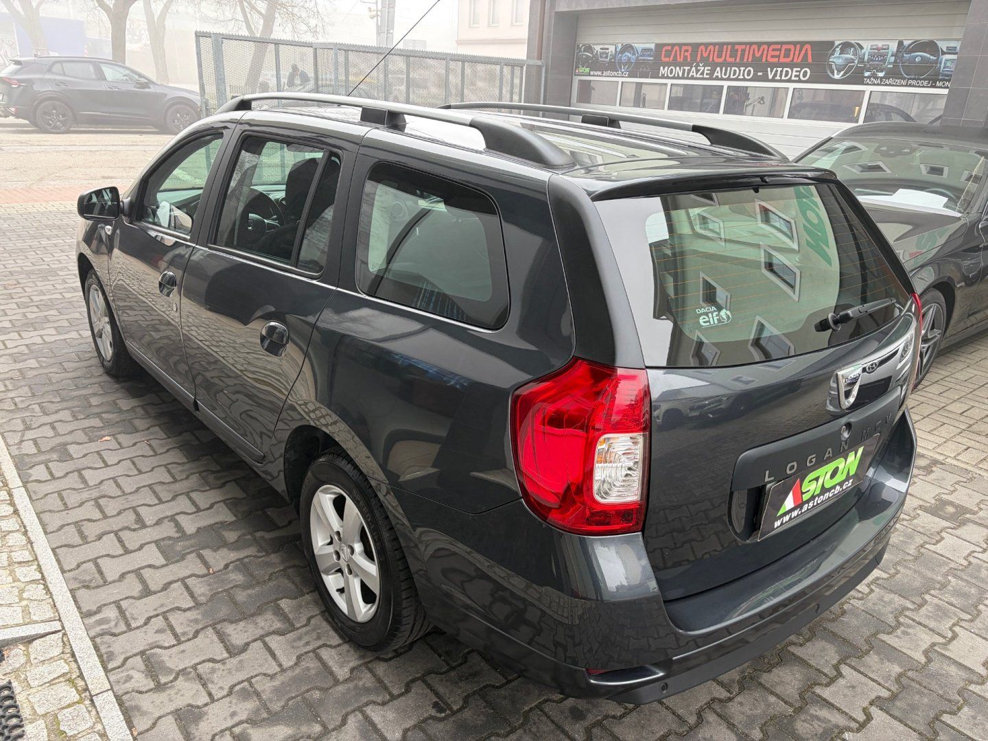 Dacia Logan, 1,5DCi 66kW,servis,navi,2xkola - fotka 4