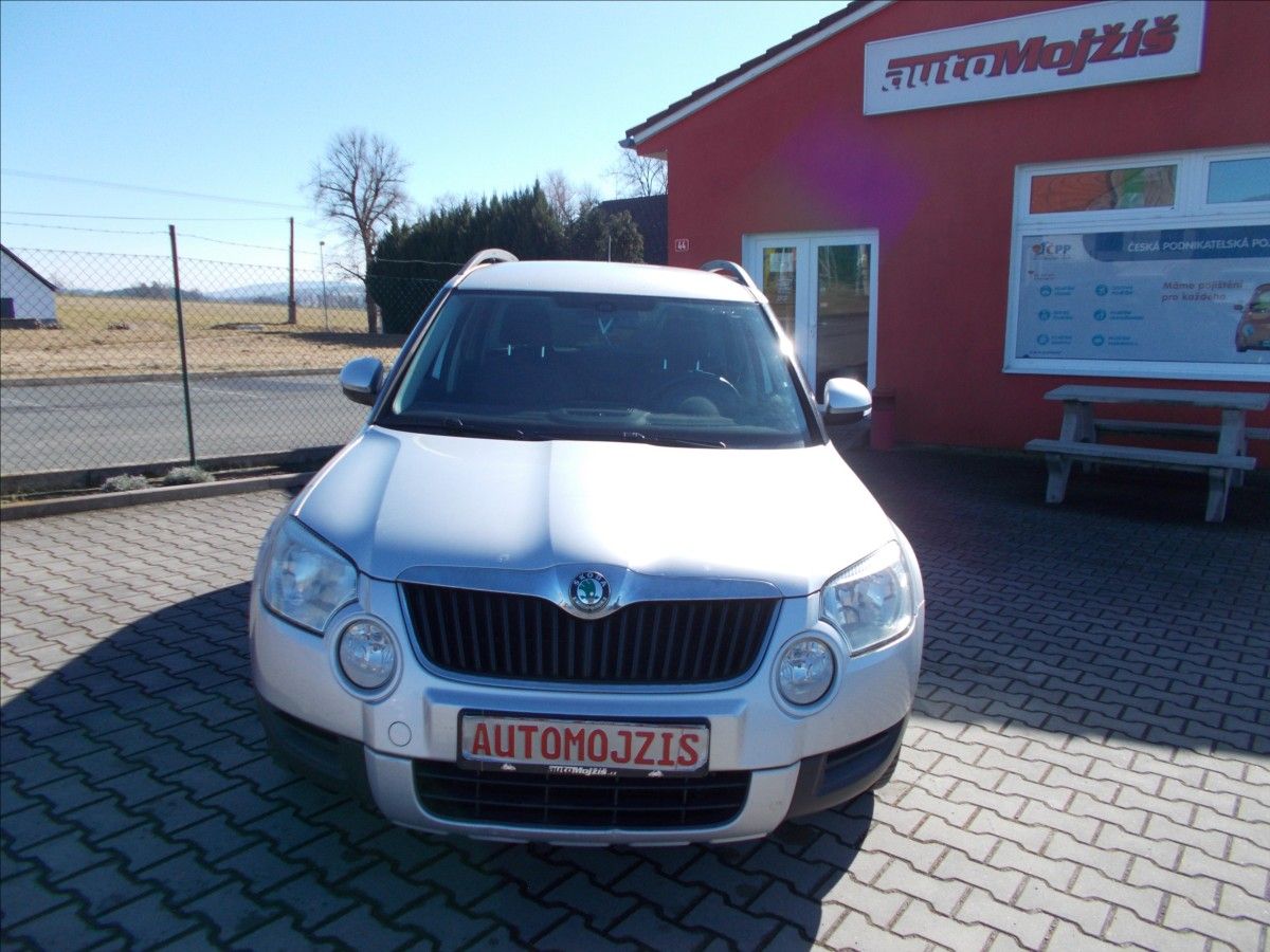 Škoda Yeti, 2,0 TDI 4x4 ČR AMB DIGIKLIMA - fotka 2
