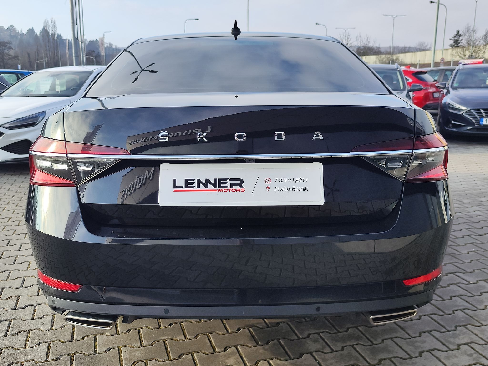 Škoda Superb, 2.0 TSI/206kW Style DSG 4x4 - fotka 6