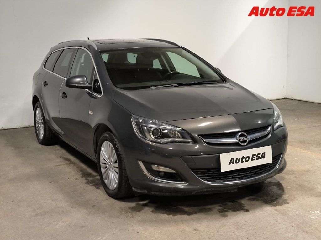 Opel Astra, 1.6 CDTi,Sport,bixen,navi