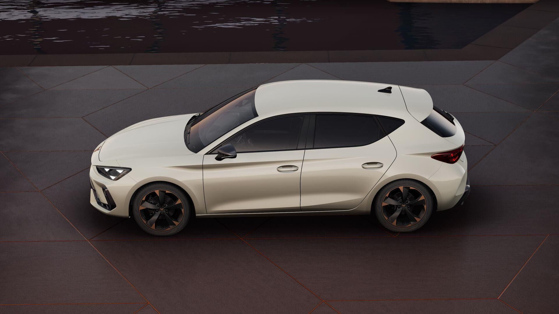 Cupra Leon, 1.5 eTSI 150k DSG - fotka 2