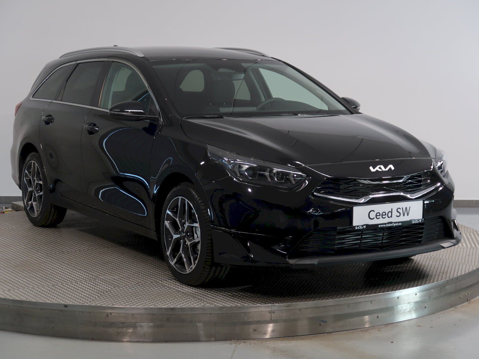 Kia Cee´d SW, TOP 1.5T-GDi 103KW 7DCT - fotka 6