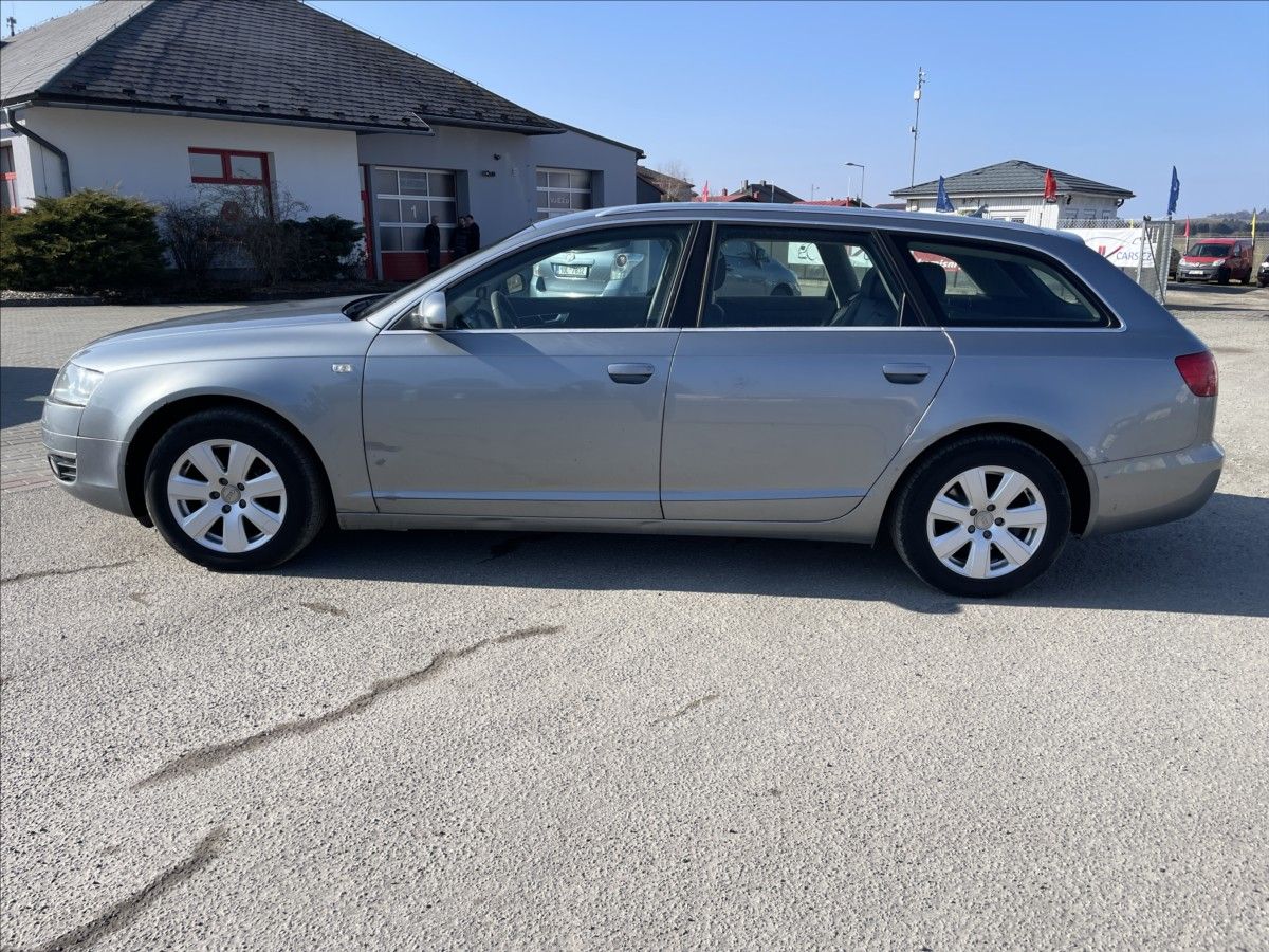 Audi A6, 2,0 TDi 103kw Avant Xenon Kůže - fotka 3