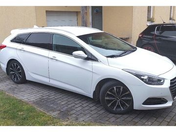1.7 CRDi Experience, V ZÁRUCE