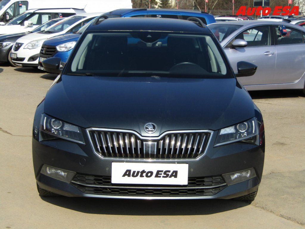 Škoda Superb, 2.0 TDi,Ambition,DSG - fotka 2
