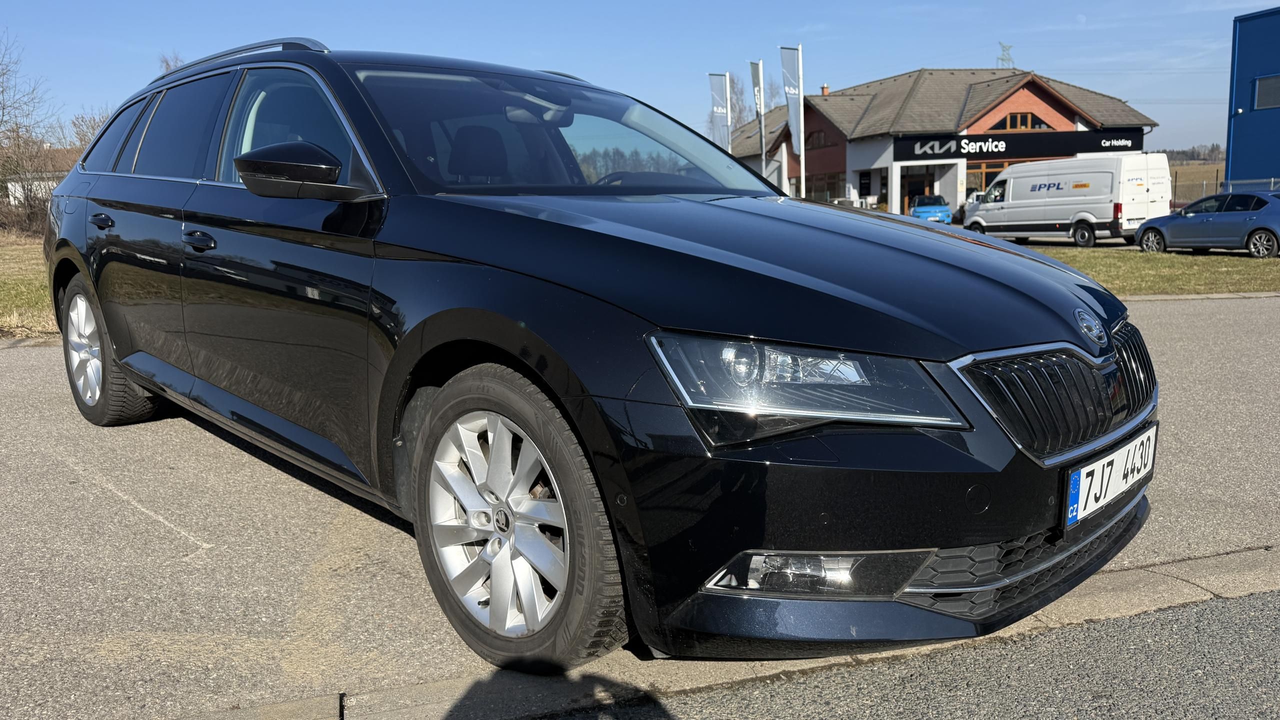 Škoda Superb, 2.0TDI 110KW MANUAL 4X4 - fotka 4