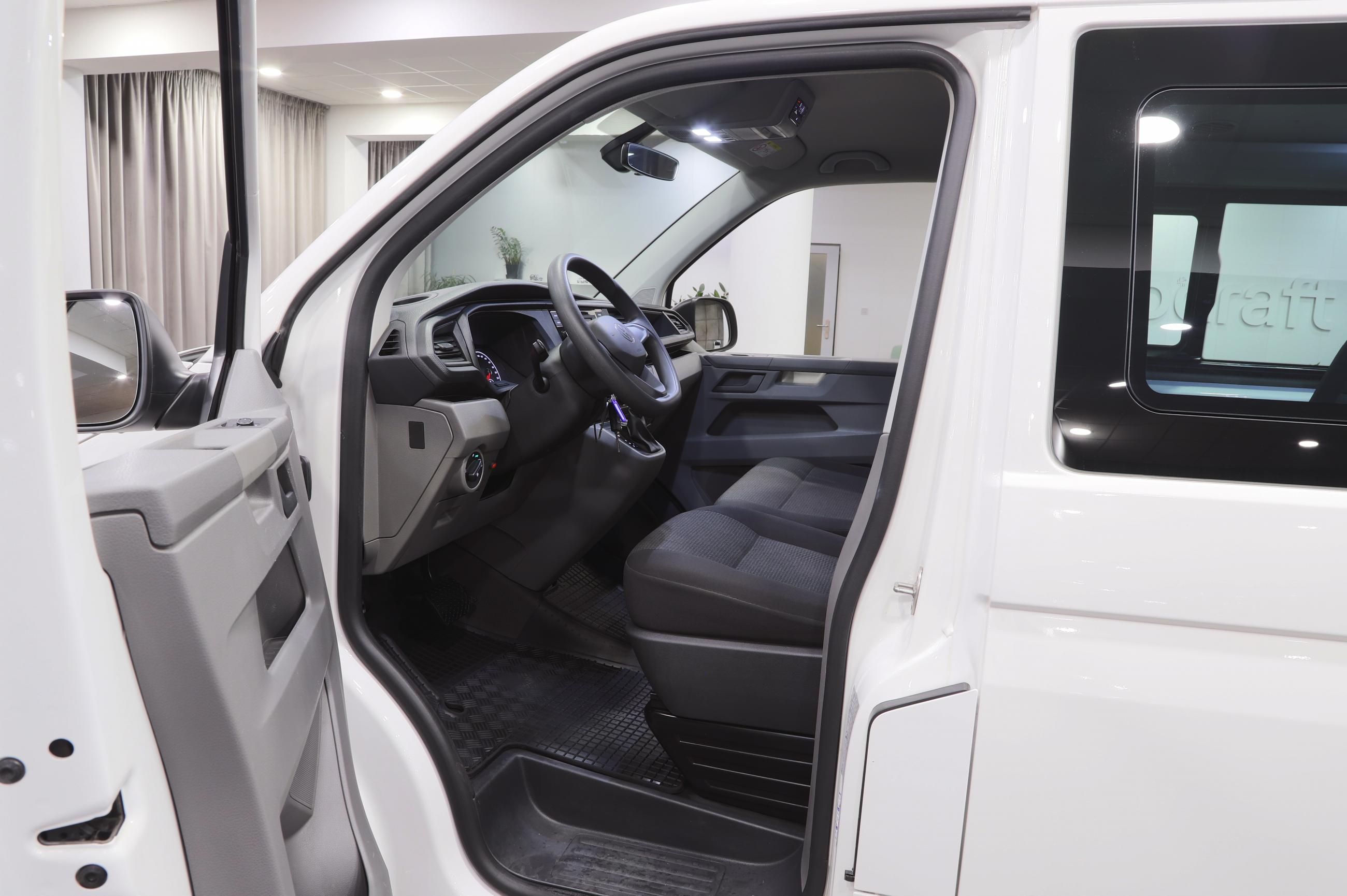 Volkswagen Transporter, T6 2.0 TDI 110kW DSG / 9-míst - fotka 6