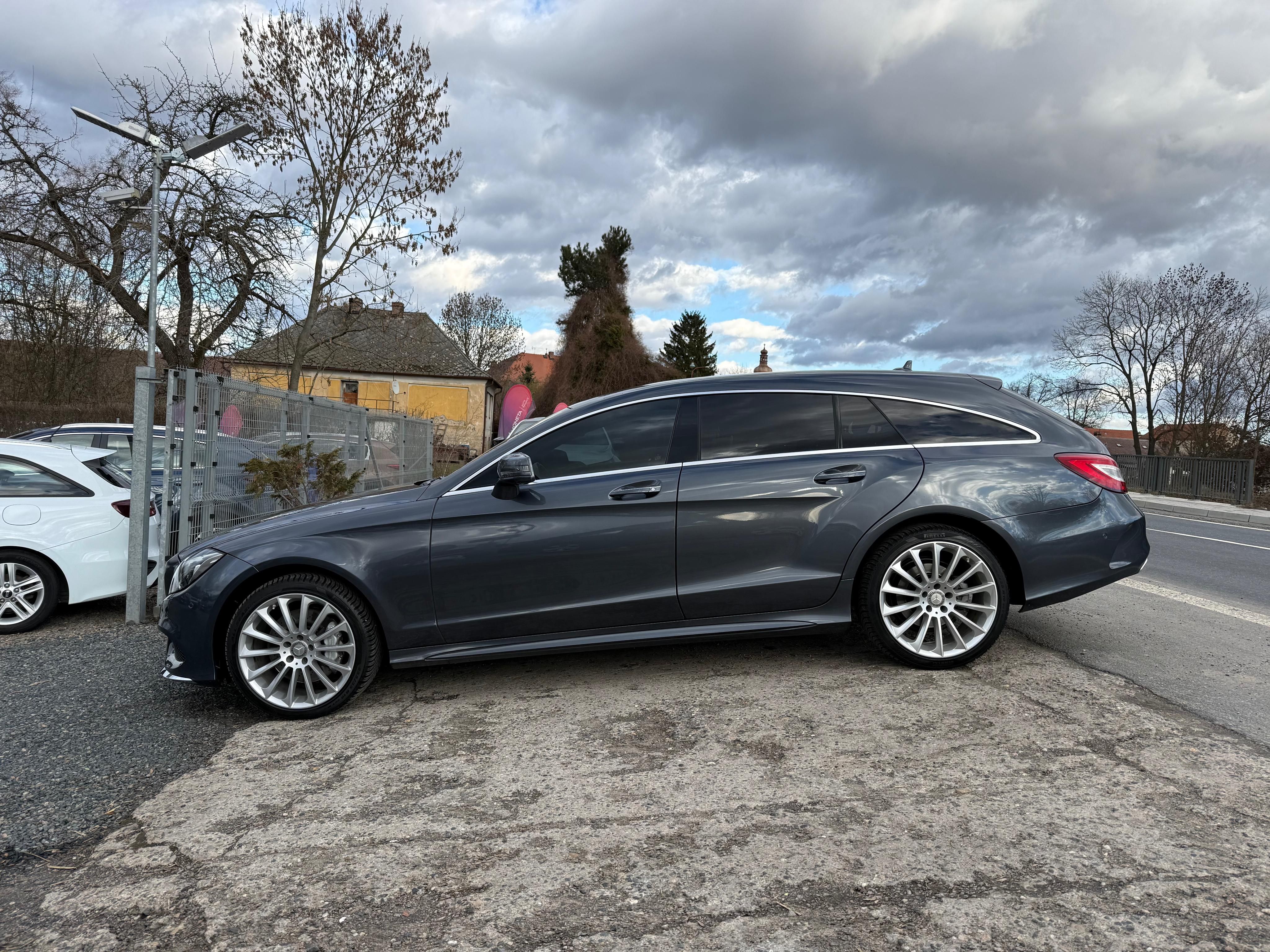 Mercedes-Benz CLS, 350d AMG plus 4Matic Airmatic - fotka 4