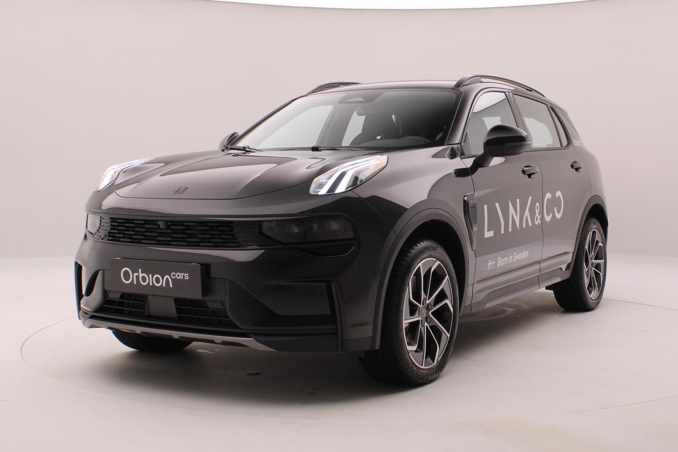 Lynk & Co 01, 01 CORE PHEV