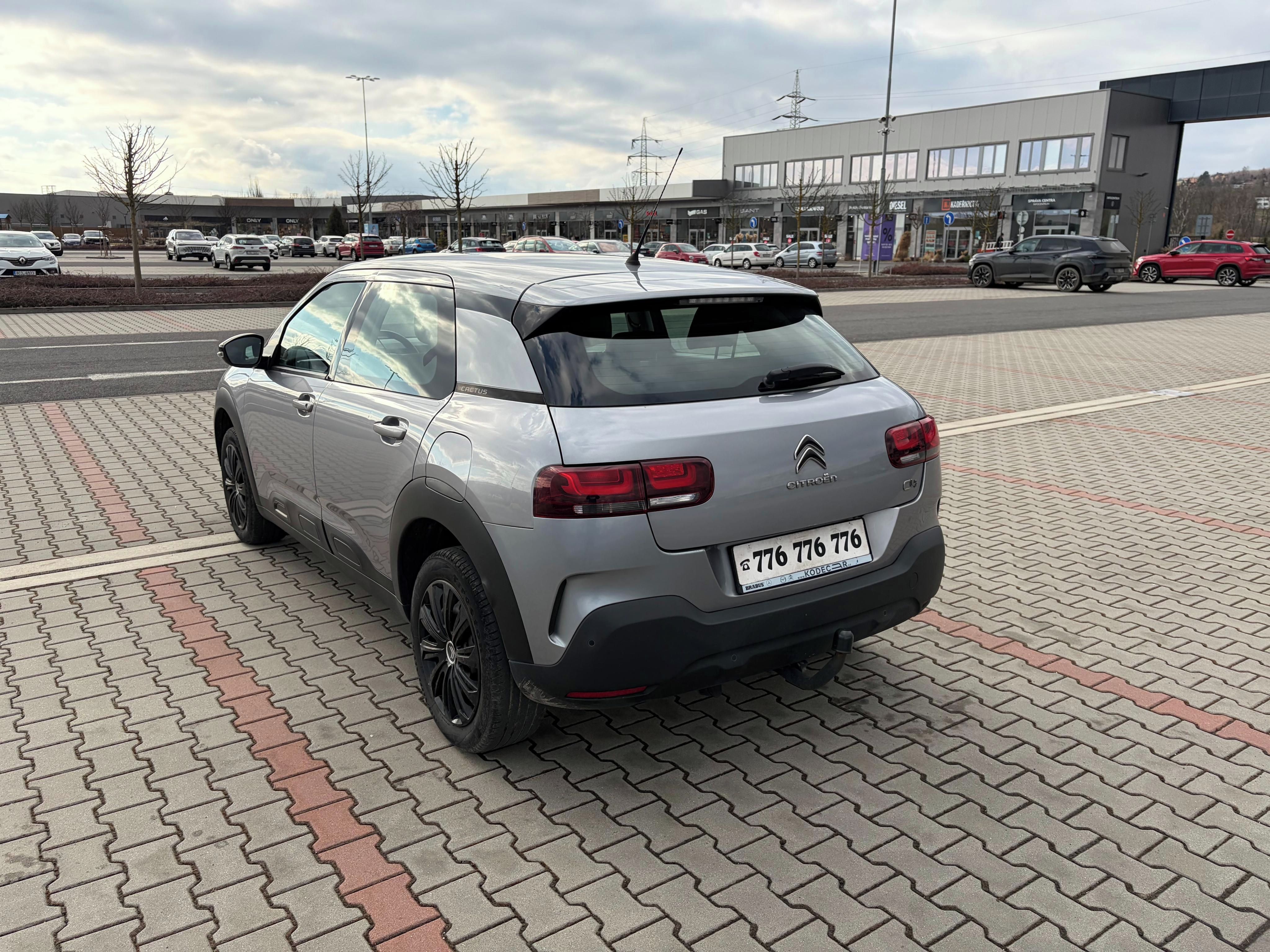 Citroën C4, Cactus 1.2i 81kw 1.maj. ČR TZ - fotka 5