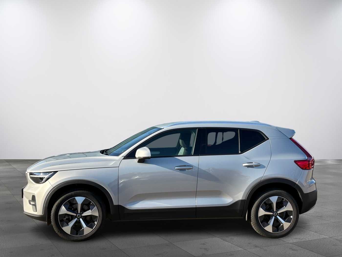 Volvo XC40, CORE B3, ACC, BLIS - fotka 2