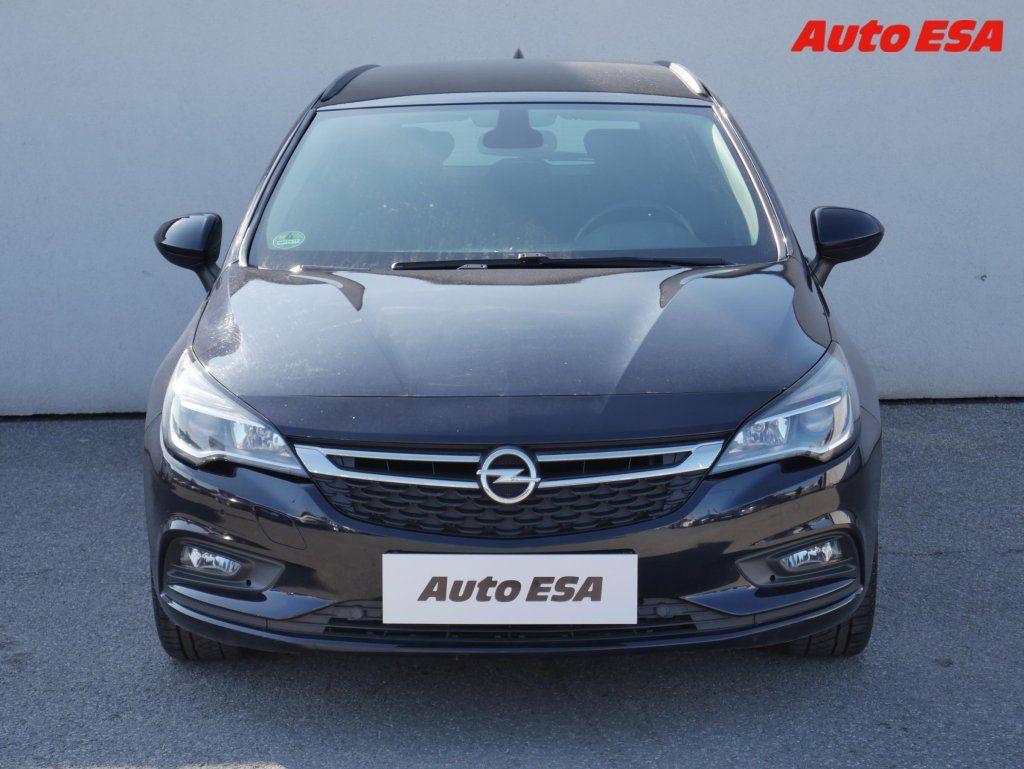 Opel Astra, 1.6 CDTi,AC,tempo - fotka 2