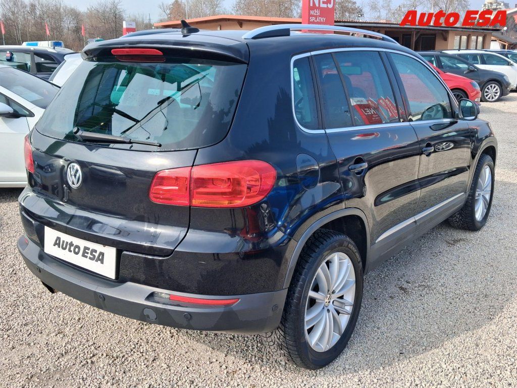 Volkswagen Tiguan, 2.0 TDi 4x4,AC,tempo - fotka 4