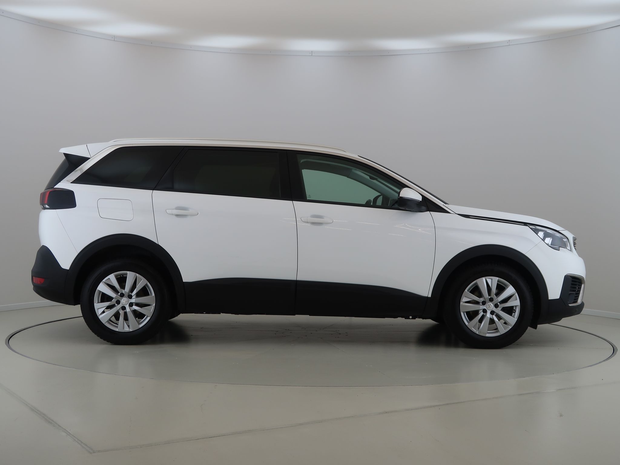 Peugeot 5008, 1.2PureTech,CZ,1Maj,ALLURE - fotka 4