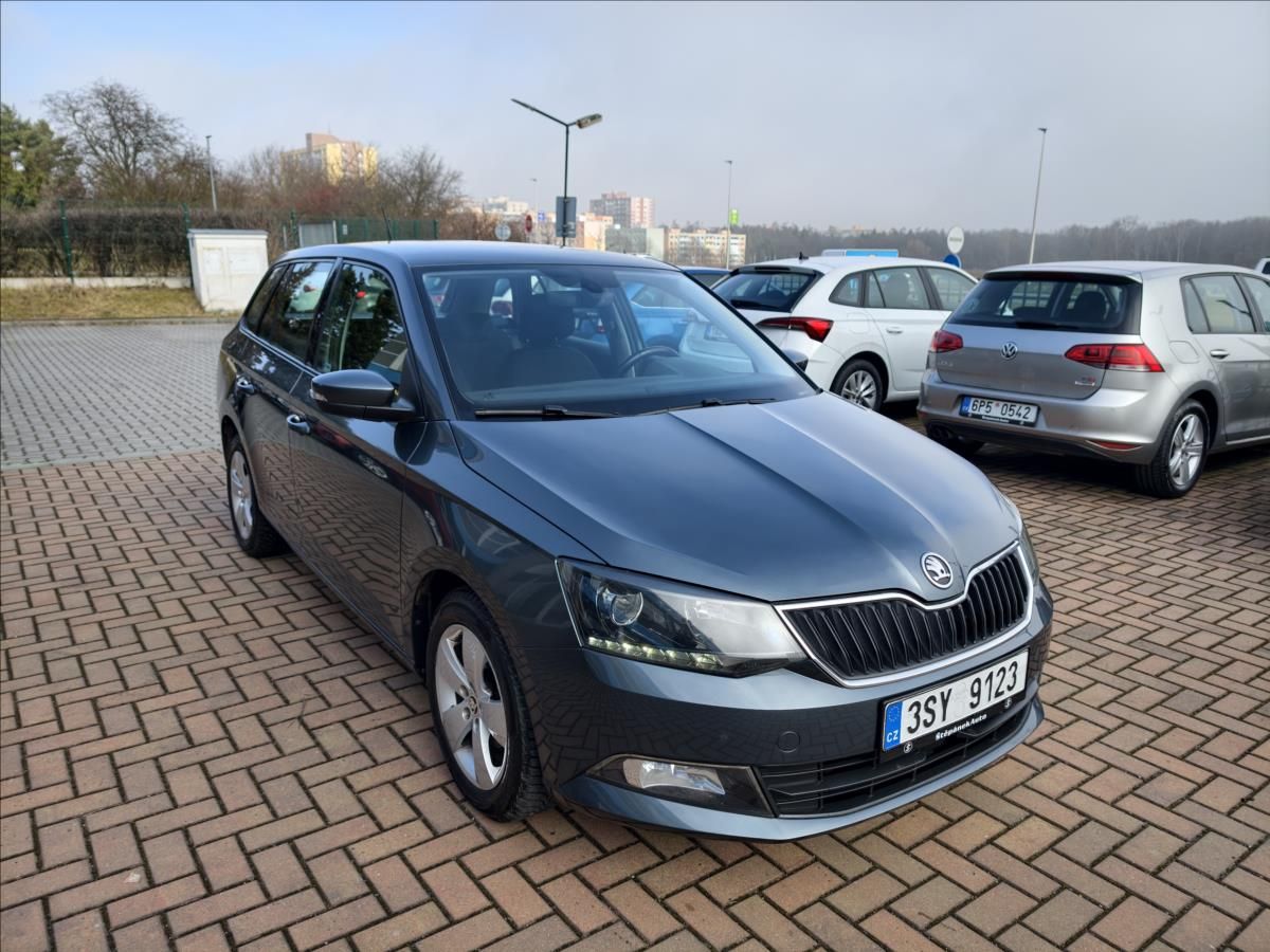 Škoda Fabia, 1,0 MPi Style - fotka 4