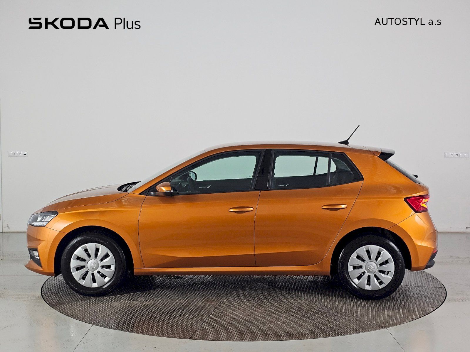 Škoda Fabia, 1.0MPi 80k SELECTION TAŽNÉ - fotka 3