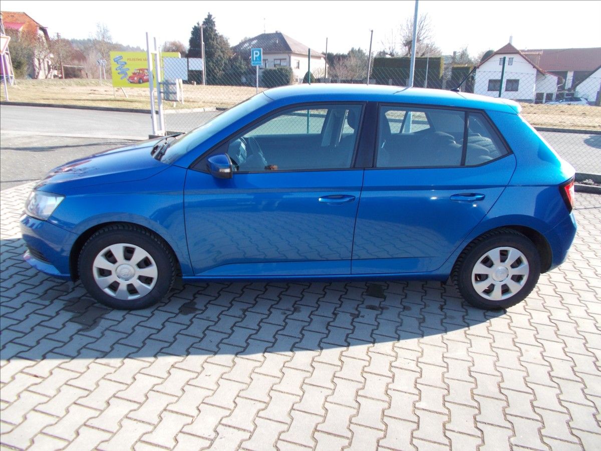 Škoda Fabia, 1,0 MPI KLIMA NOVÁ STK COC LIS - fotka 4