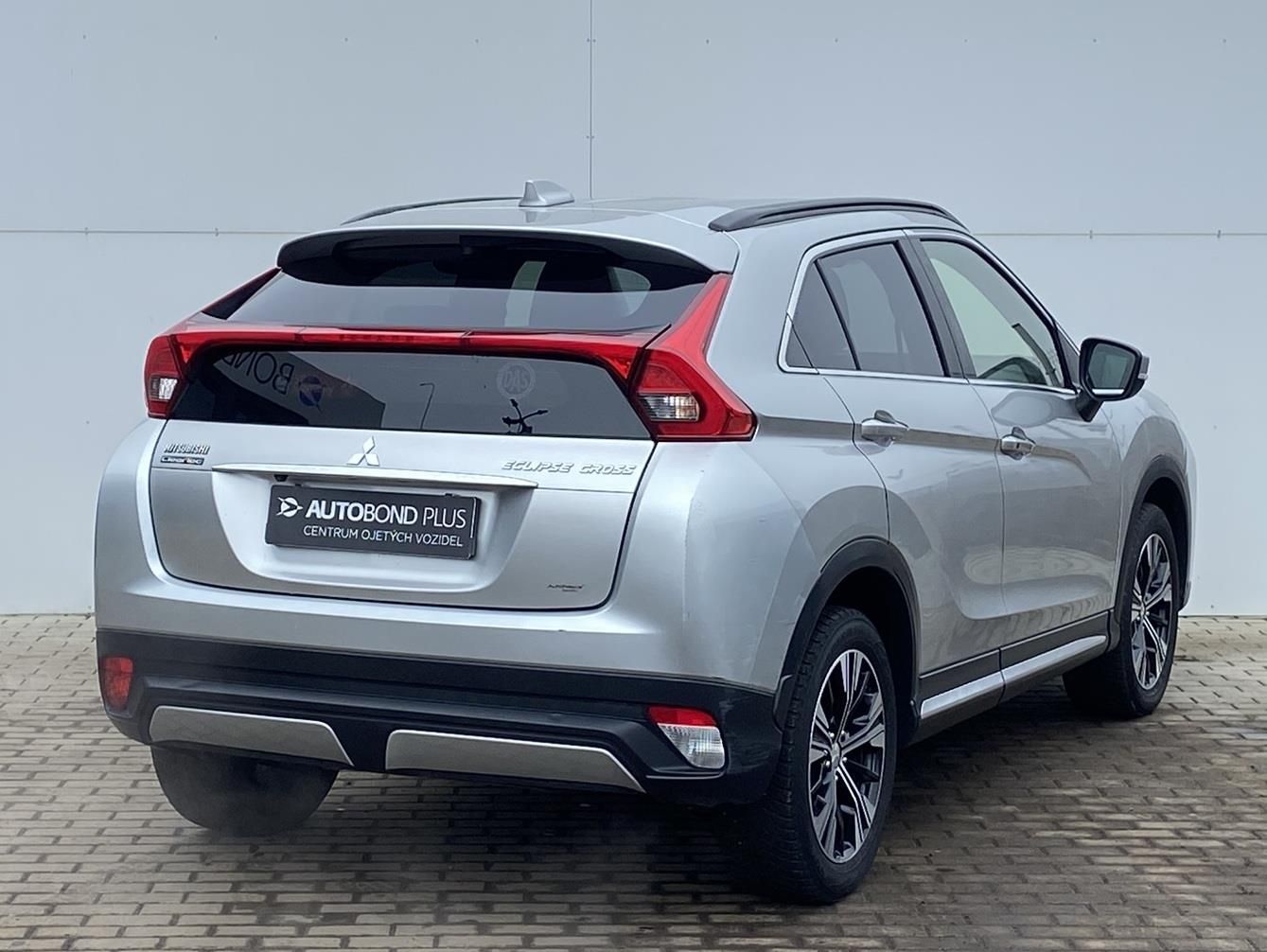 Mitsubishi Eclipse Cross, 1.5 T-MIVEC 120kW Intense - fotka 2