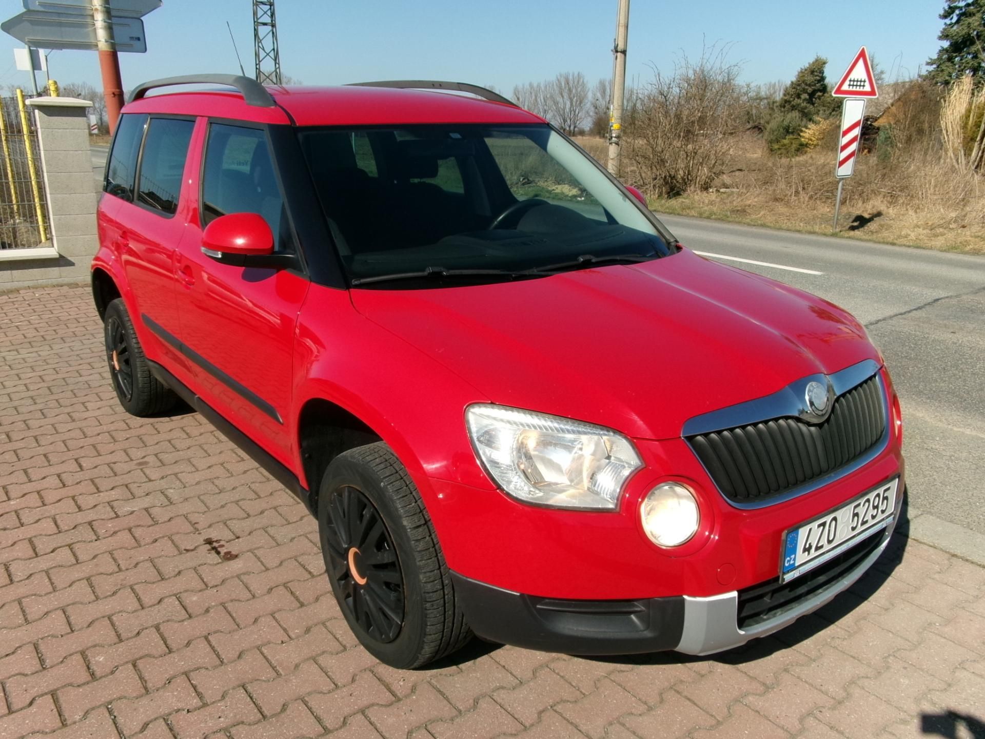 Škoda Yeti, 1,8TSI 4x4 AC TEMP ČR - fotka 6