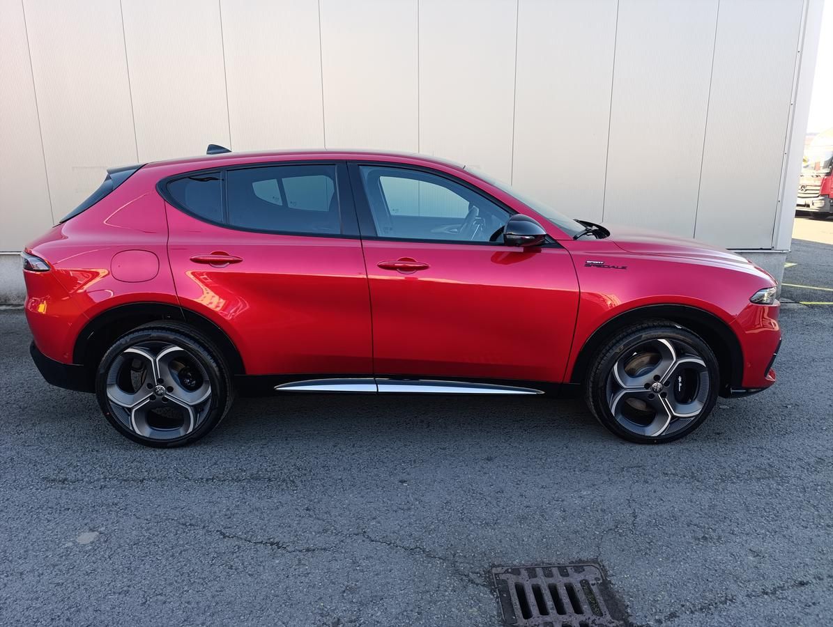 Alfa Romeo Tonale, Sport Speciale 1,5 Ibrida 175k - fotka 4