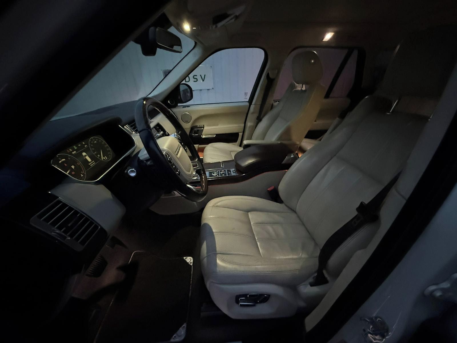 Land Rover Range Rover, 4,4 SDV8 Vogue, nové turba - fotka 5