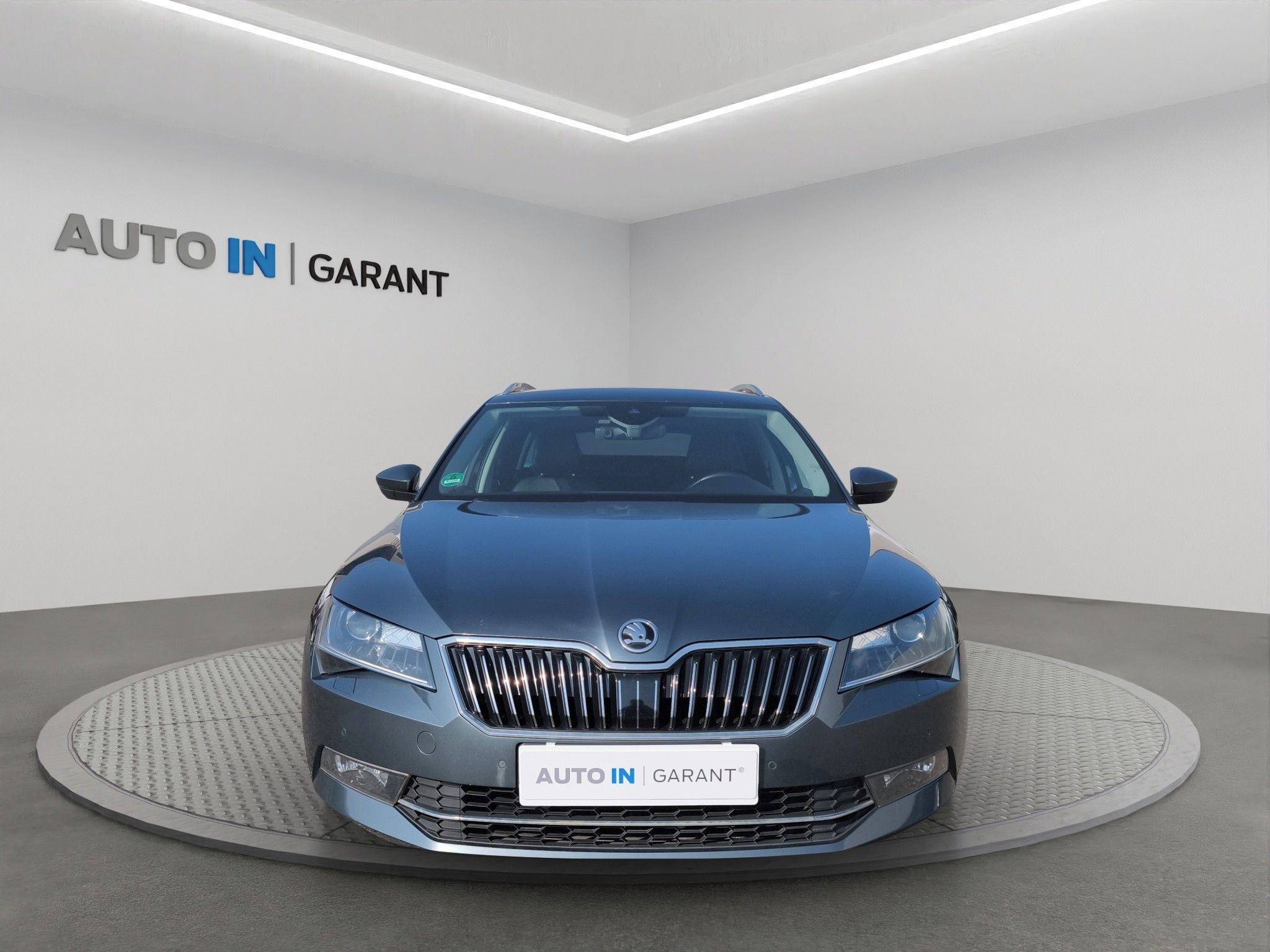 Škoda Superb, Style GreenLine 1.6 TDi 88kW, - fotka 2