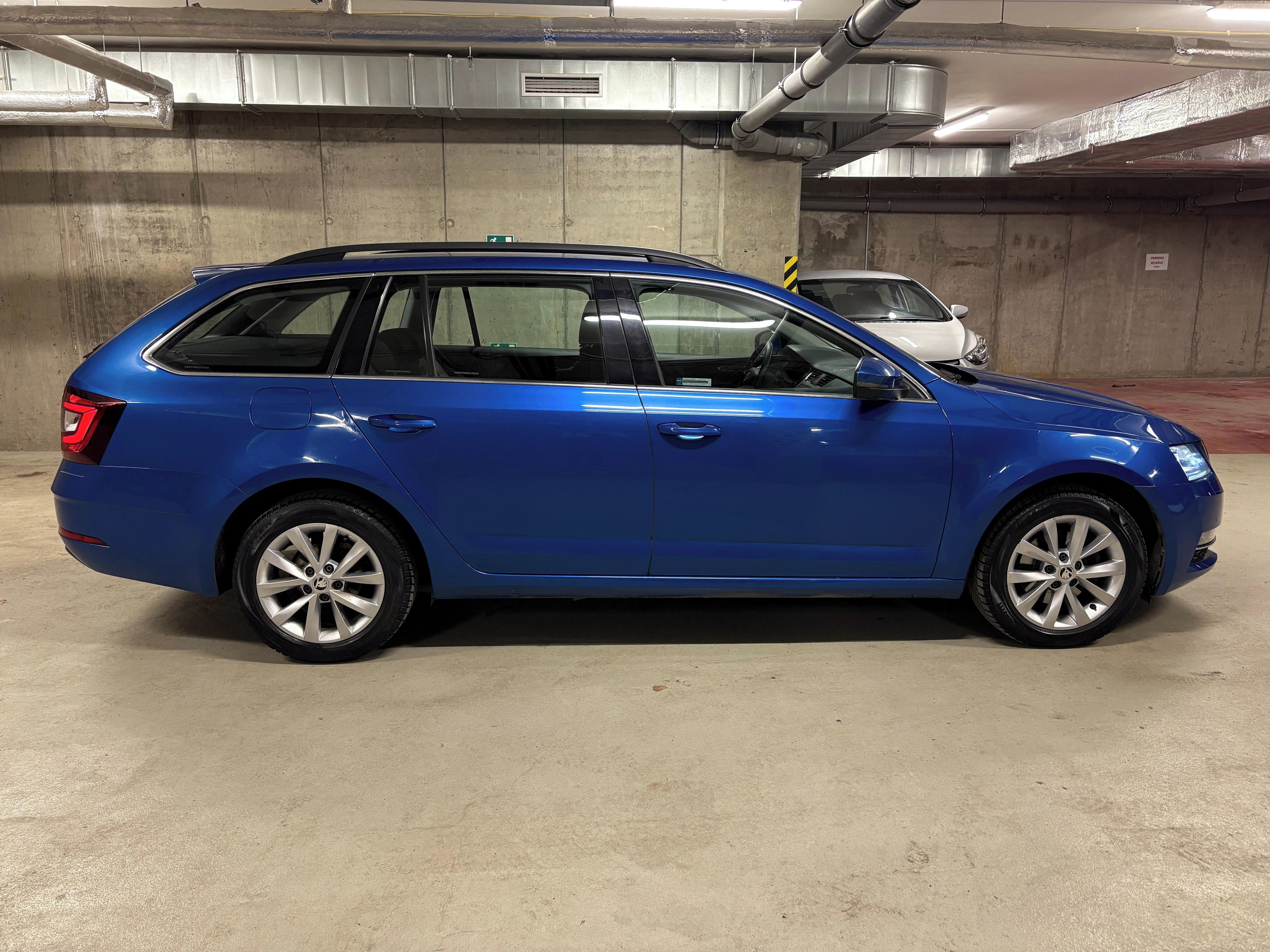 Škoda Octavia, kombi/2.0 TDI/Style/ČR/DPH - fotka 6