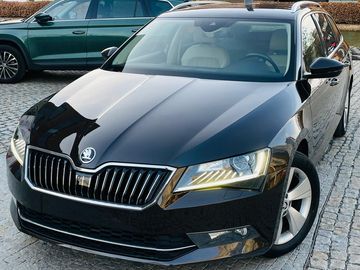 2.0TDI DSG 1MAJ VÝHŘEV SERVIS