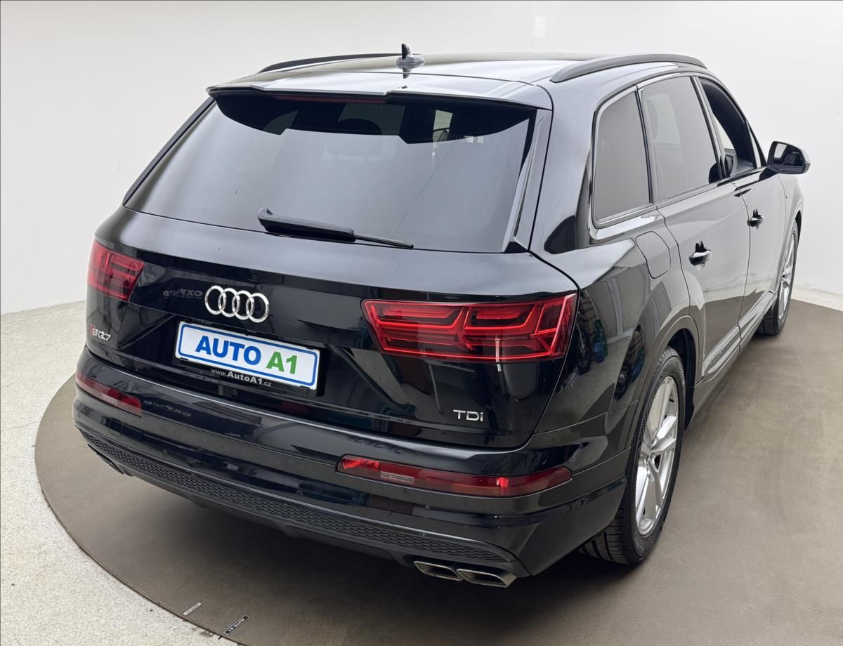 Audi SQ7, 4,0 V8 MATRIX BOSE DPH 360° CZ - fotka 4
