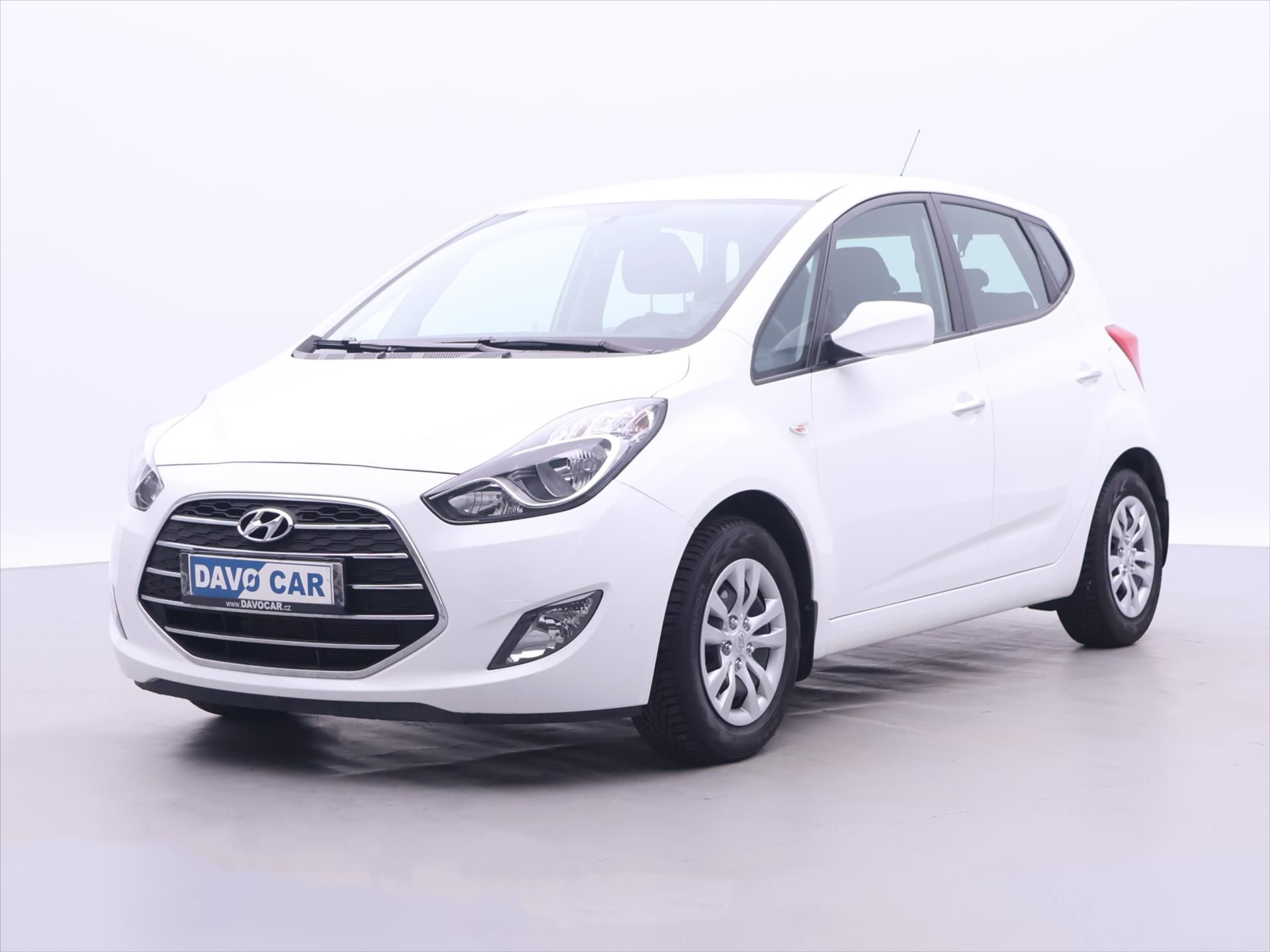 Hyundai ix20, 1,6 CVVT 81kW Czech Klima - fotka 3