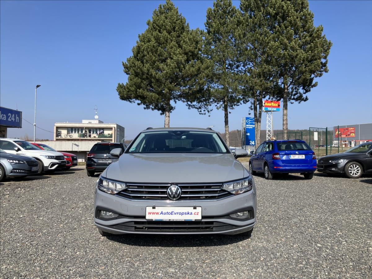 Volkswagen Passat, 2,0 TAŽNÉ, KEYLESS, EL.KUFR - fotka 4