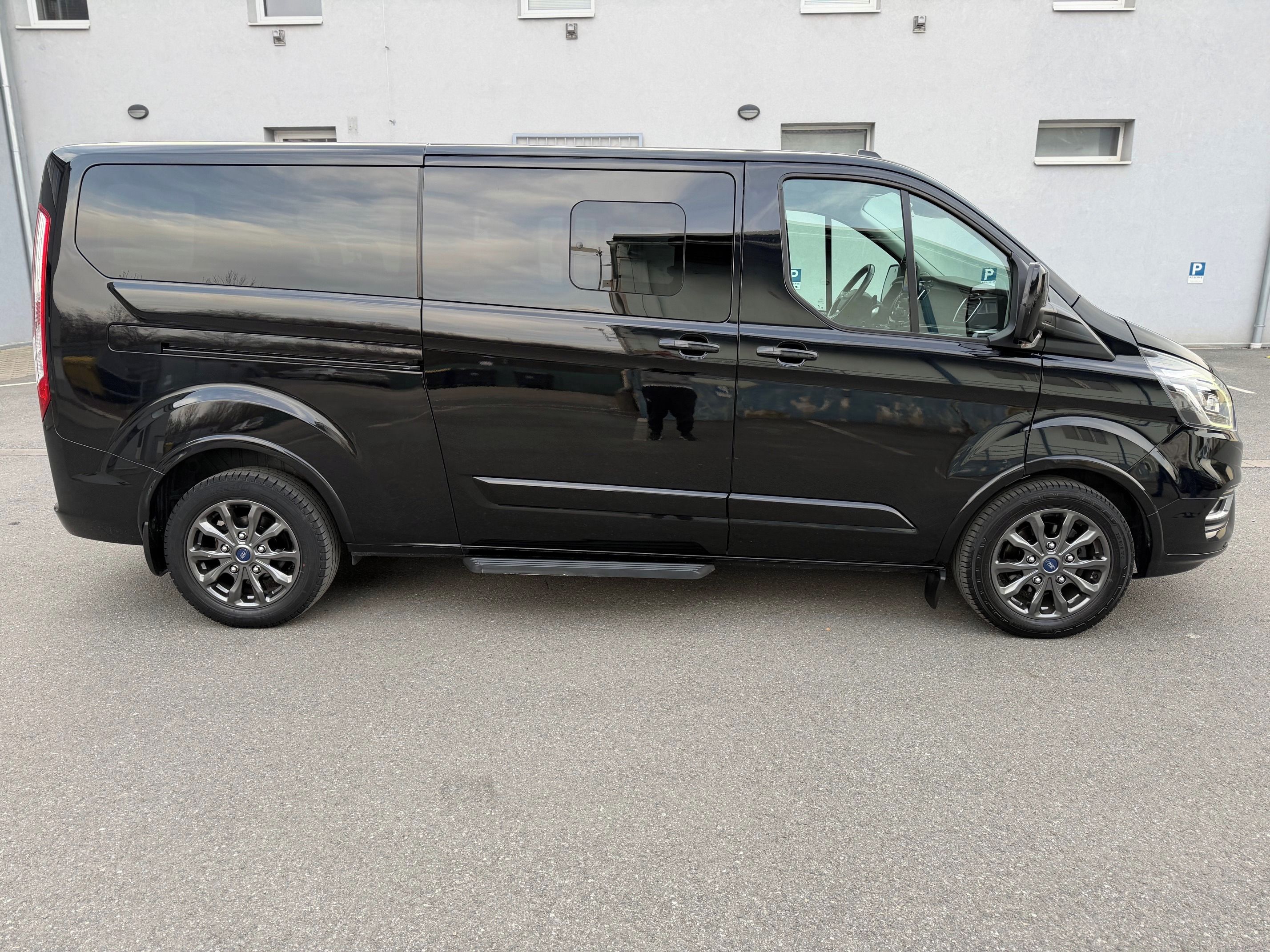 Ford Tourneo Custom, Titanium X L2 odpočet DPH - fotka 2