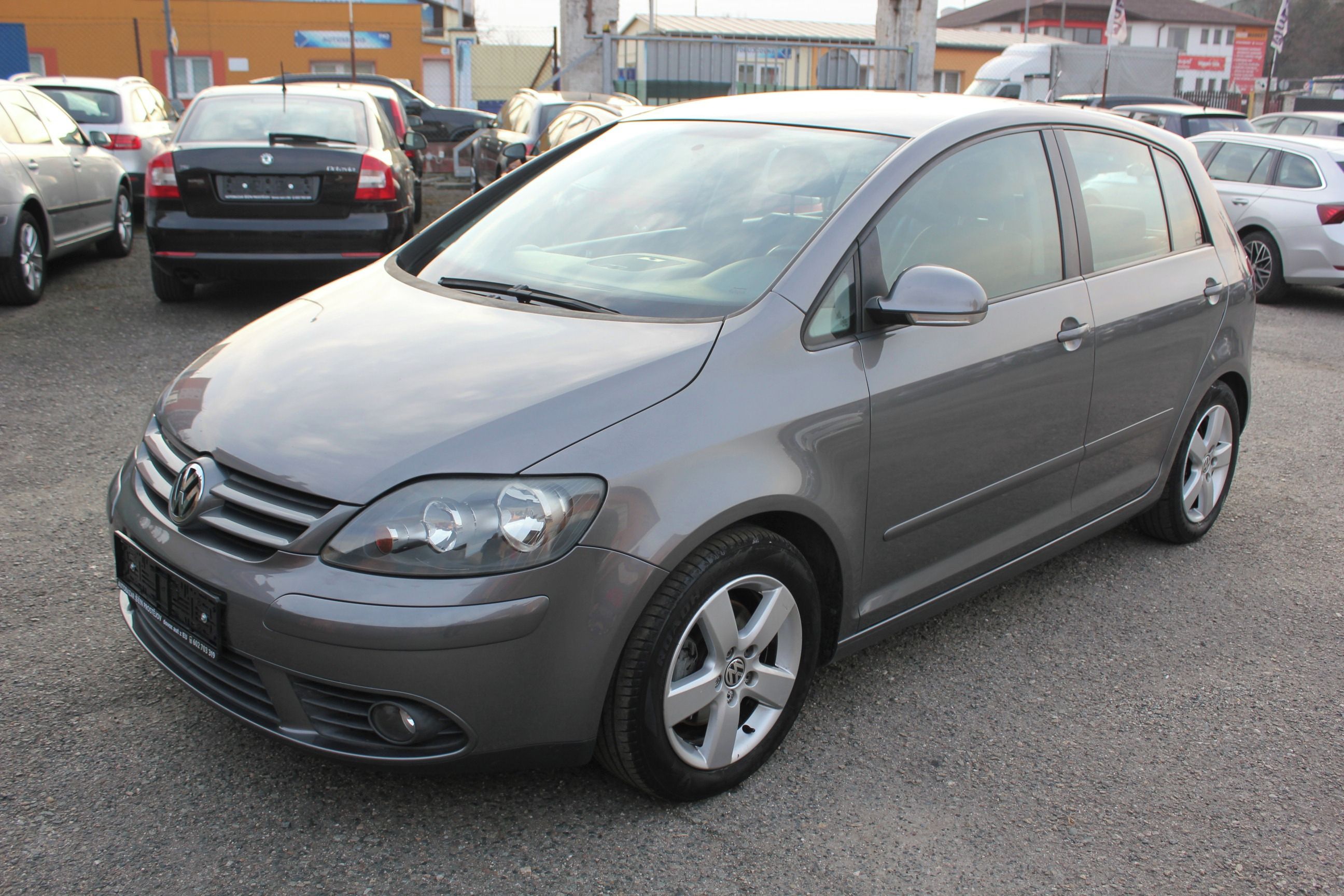 Volkswagen Golf Plus, 1.9 TDI, výhřev, plný servis - fotka 3