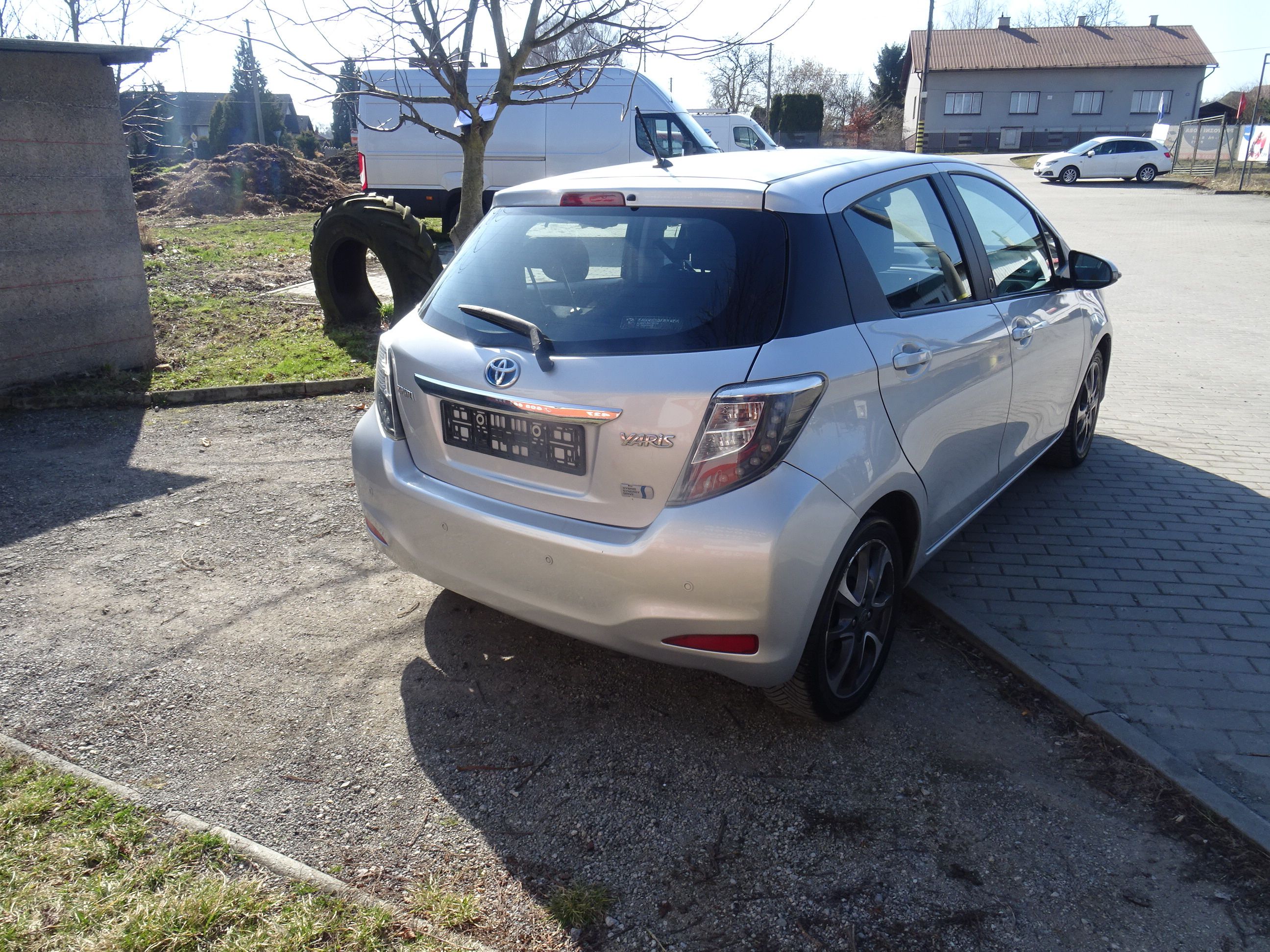 Toyota Yaris, HYBRID - fotka 5
