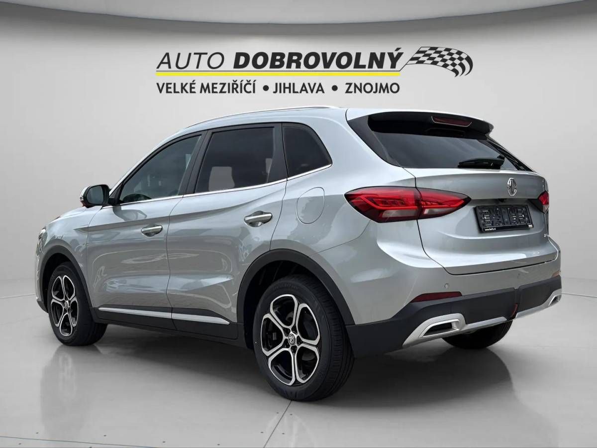 MG ZS, ELEGANCE 1.5 (85kW) 5MT SUV/A0 - fotka 6