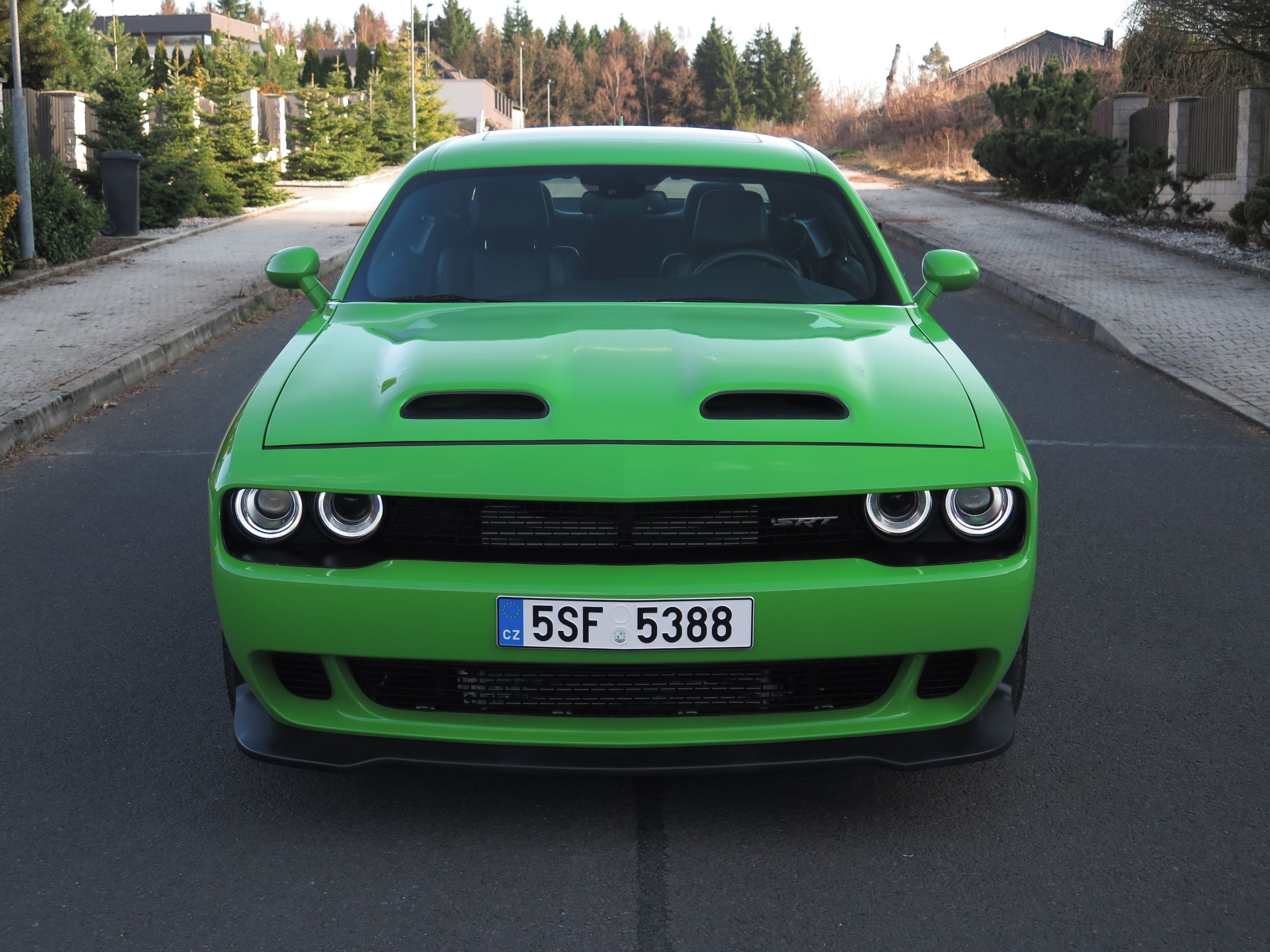 Dodge Challenger, 3.6 V6 4x4 - DPH - SRT vzhled - fotka 2