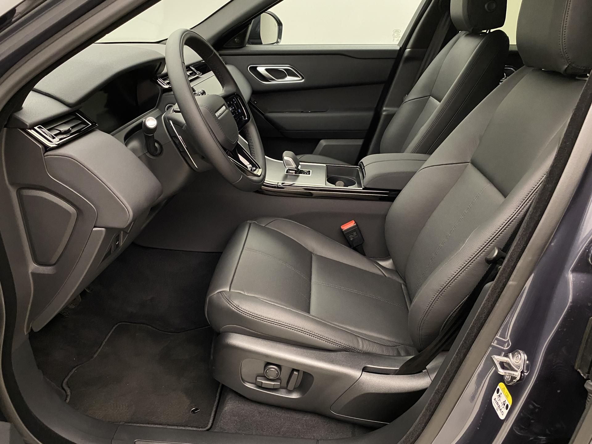 Land Rover Range Rover Velar, D200 S AUT AWD - fotka 3