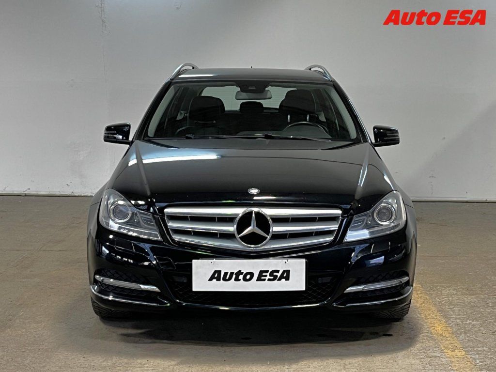 Mercedes-Benz Třídy C, 1.8 C200,Avantgarde - fotka 2