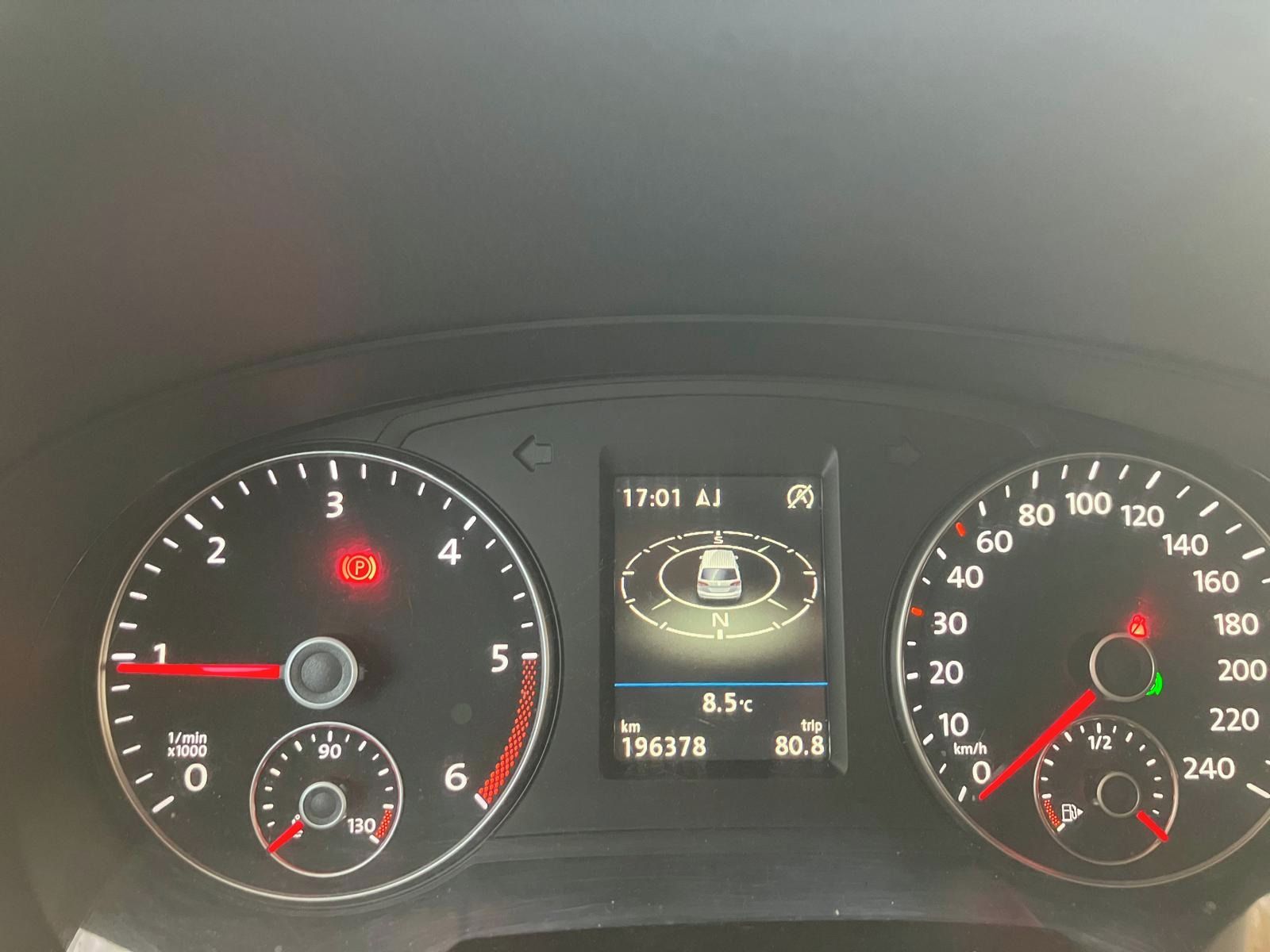 Volkswagen Sharan, 7 míst, panoramatická střecha - fotka 3